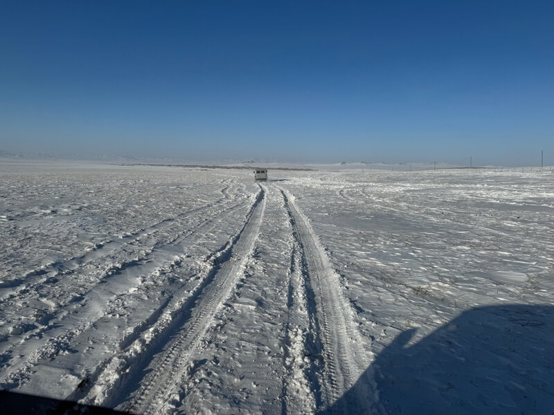 モンゴル旅行－雪原
