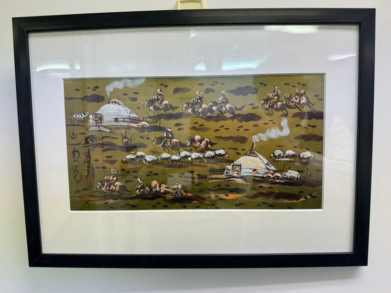 モンゴル旅行ー皮に描かれた画（お土産に購入）